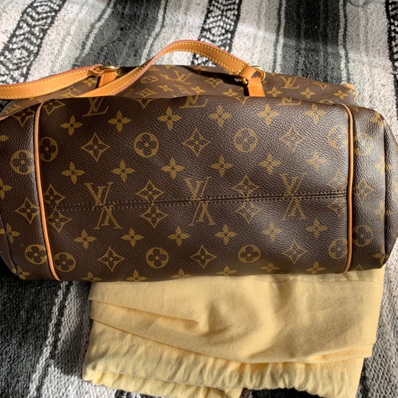 Louis Vuitton Totally MM Handbag - Picture 2 of 7